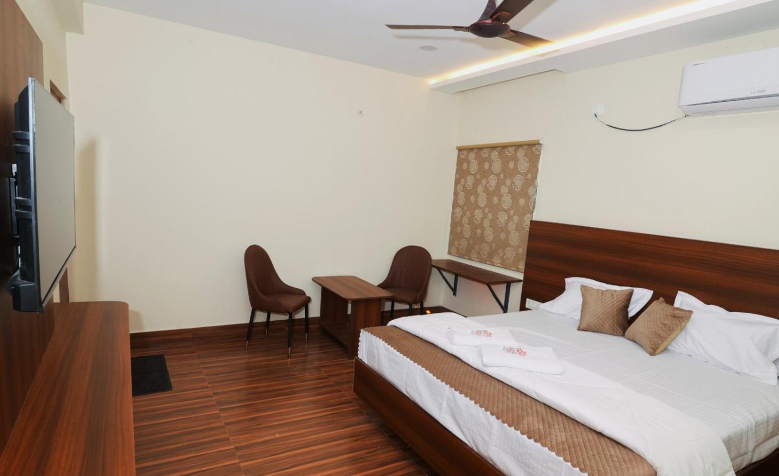 Maalyasa Hotel And Suites Hyderabad Exterior photo